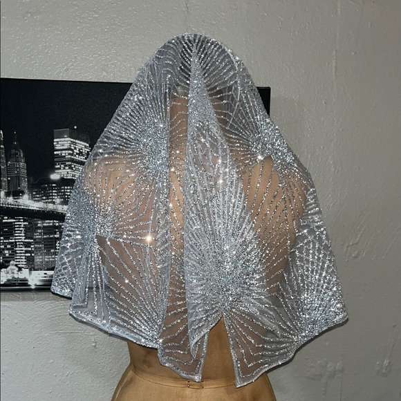 Sparkling Silver headband Veil with glitter - Picture 4 of 13